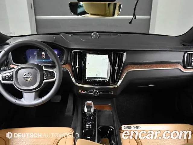 Volvo V60 — Фото автомобиля 7