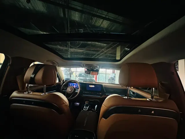Hongqi H9 — Фото автомобиля 11