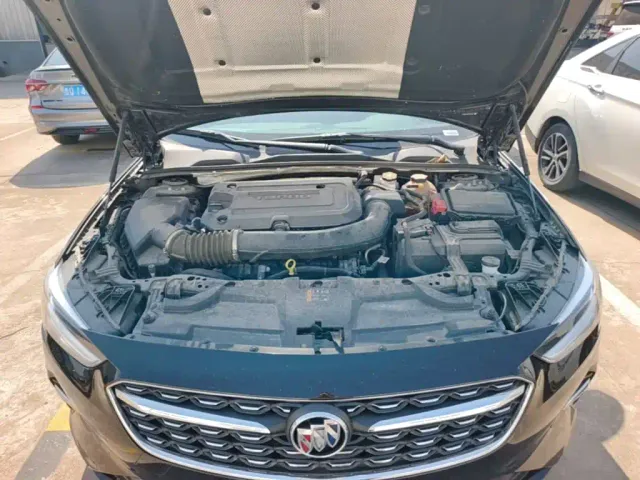 Buick Regal — Фото автомобиля 19