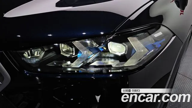 BMW X6 xDrive40i M Sport — Фото автомобиля 21