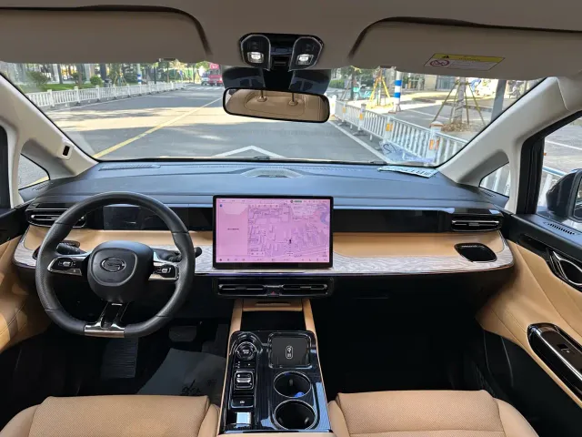 GAC Trumpchi E8 — Фото автомобиля 8