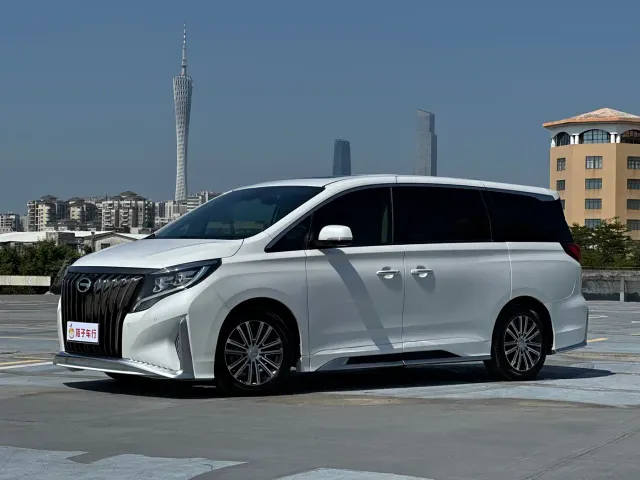GAC Trumpchi M8 — Фото автомобиля 6
