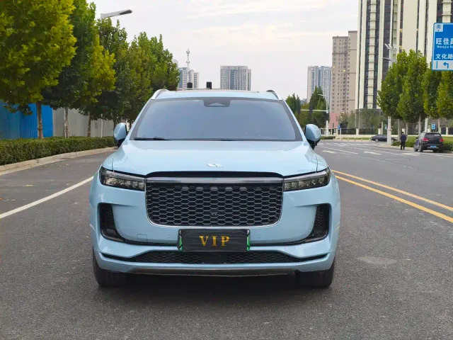 Li Auto ONE — Фото автомобиля 2