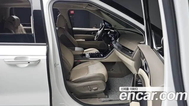 Kia Canival Carnival 4 поколение Дизель 9 мест Signature — Фото автомобиля 26