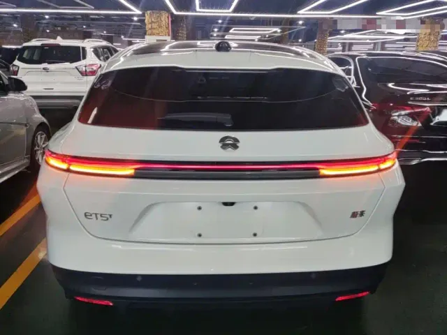 Nio ET5 Touring — Фото автомобиля 5