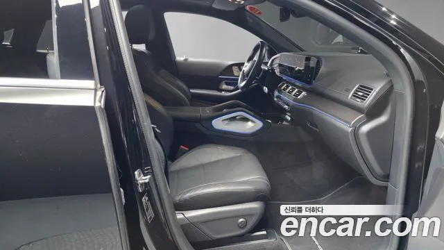 Mercedes-Benz GLE-Class — Фото автомобиля 9