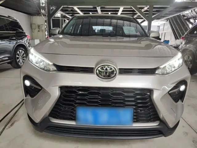 Toyota Wildlander — Фото автомобиля 2