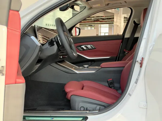 BMW 3 Series — Фото автомобиля 8