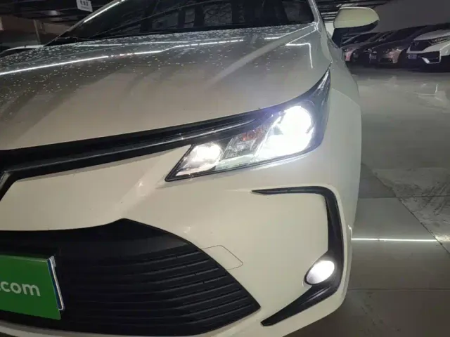 Toyota Corolla — Фото автомобиля 23