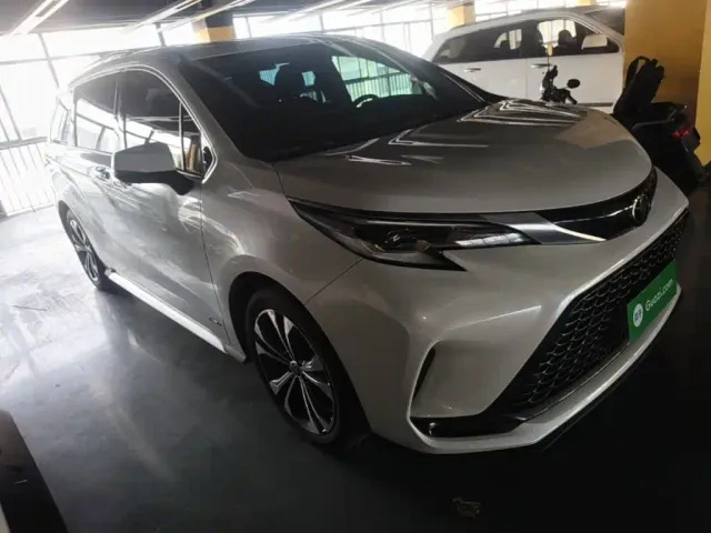 Toyota Granvia — Фото автомобиля 3