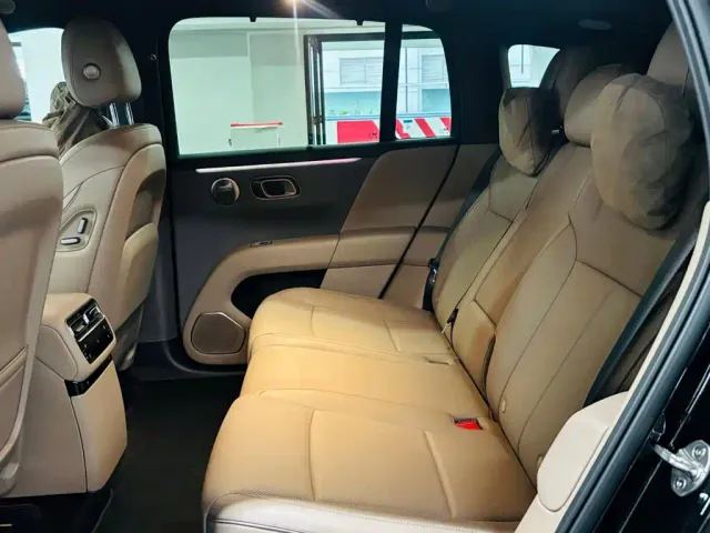 Li Auto i6 — Фото автомобиля 9