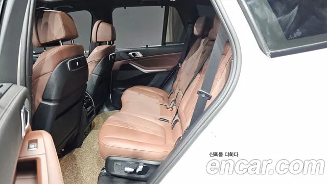 BMW X5 xDrive 40i M Sport — Фото автомобиля 26