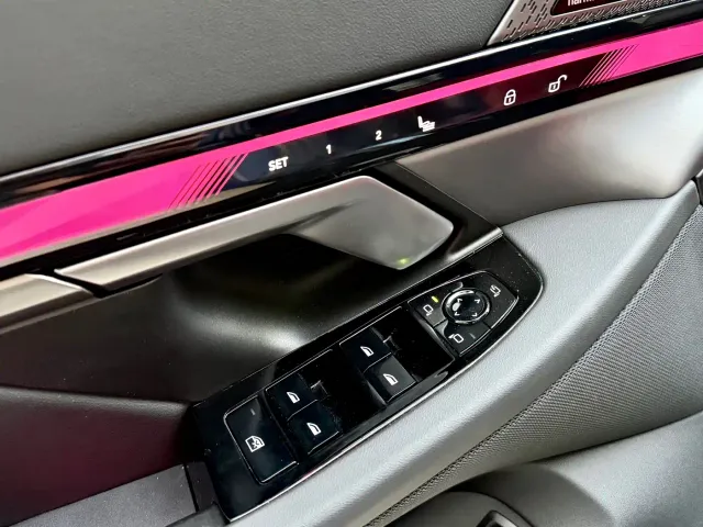 BMW 5 Series — Фото автомобиля 22