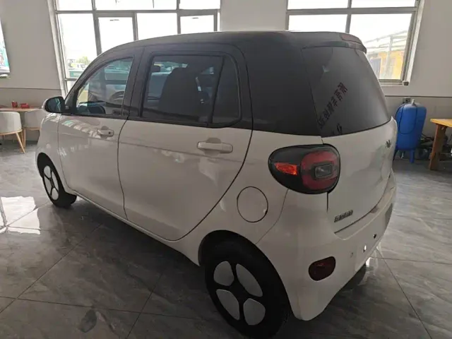 Xiaohu EV — Фото автомобиля 4