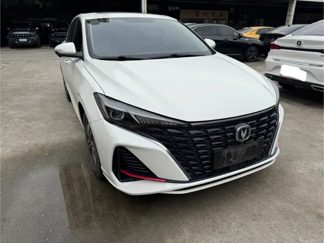 Changan Eado 2023 Enjoy Edition PLUS Blue Whale NE 1.4T GDI DCT Premium Edition — Фото автомобиля 3