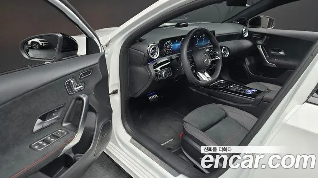 Mercedes-Benz A-Class — Фото автомобиля 9