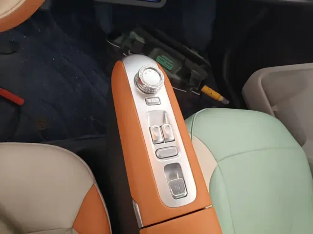 Changan Lumin — Фото автомобиля 9