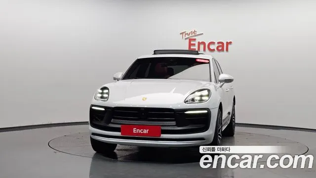 Porsche Macan — Фото автомобиля 3