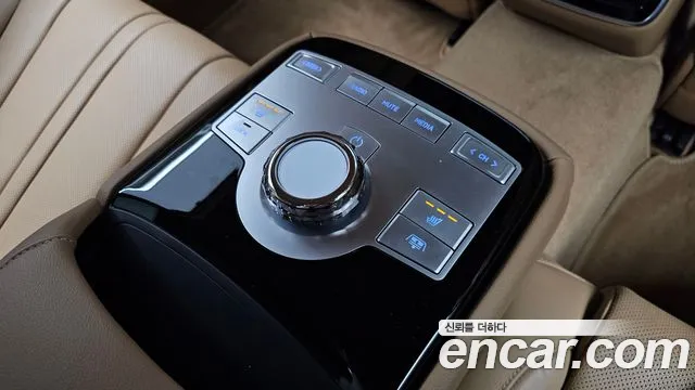 Genesis G80 RG3 — Фото автомобиля 25