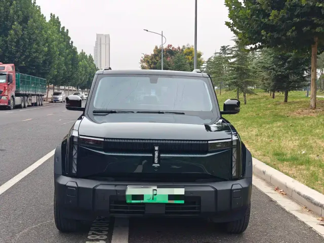 iCAR 03 — Фото автомобиля 2