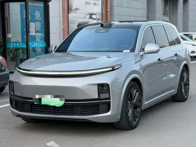 Фотография автомобиля — Li Auto L9