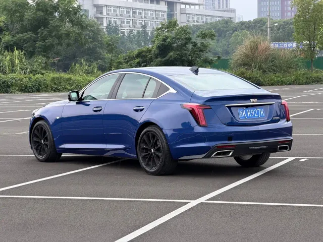 Cadillac CT5 — Фото автомобиля 8
