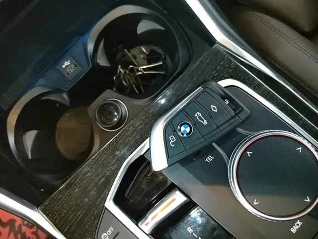 BMW 3 Series — Фото автомобиля 8