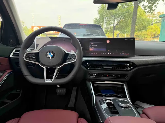 BMW 3 Series — Фото автомобиля 10