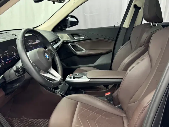 BMW X1 — Фото автомобиля 11