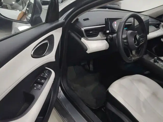 BYD Seal 05 DM-i — Фото автомобиля 15