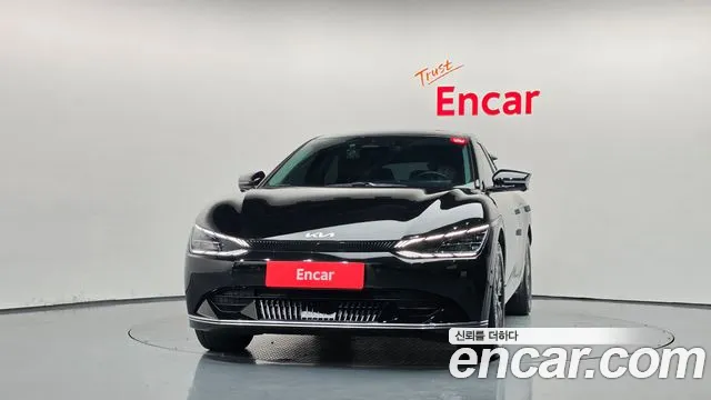 Kia EV6 — Фото автомобиля 3