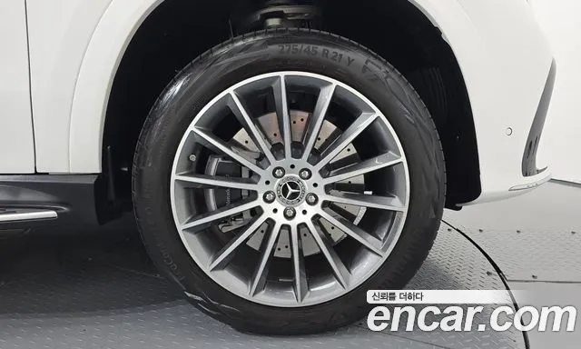 Mercedes-Benz GLE-Class — Фото автомобиля 6