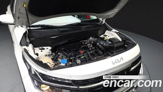 Kia Seltos — Фото автомобиля 9