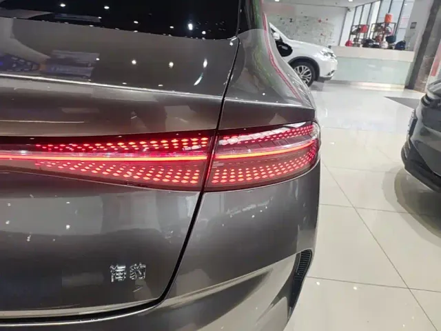 BYD Seal — Фото автомобиля 7