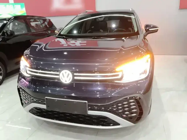 Volkswagen ID.6 CROZZ 2021 Facelift Long Range PRO — Фото автомобиля 2