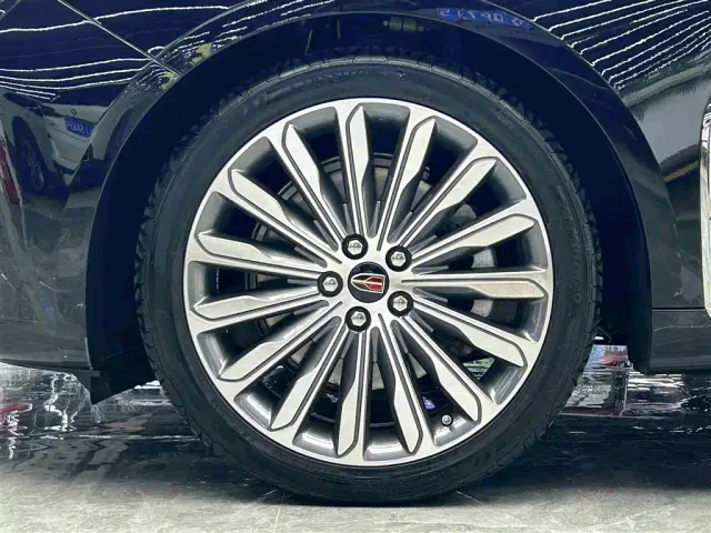 Hongqi H9 — Фото автомобиля 4