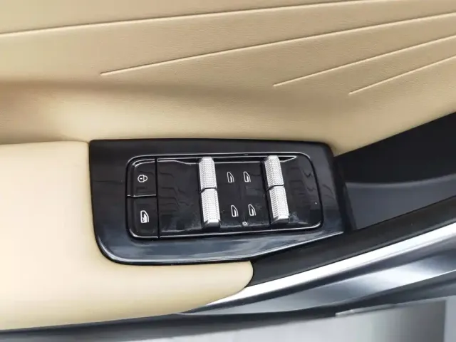 Geely Boyue L — Фото автомобиля 9