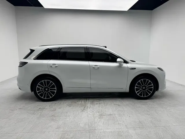 Shangjie SUV — Фото автомобиля 11