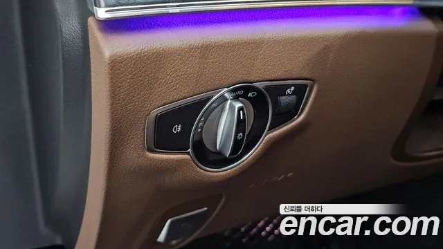 Mercedes-Benz E-Class W213 — Фото автомобиля 27