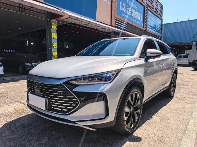 Фотография автомобиля — BYD Tang