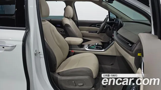 Kia Canival Carnival 4 поколение Бензин 9 мест Signature — Фото автомобиля 10