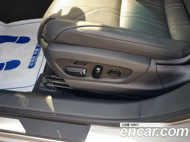Lexus ES — Фото автомобиля 12