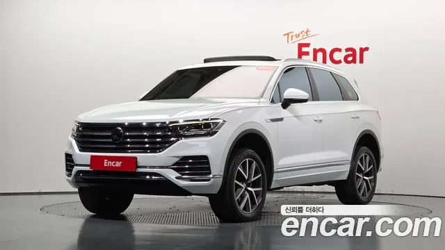 Фотография автомобиля — Volkswagen Touareg Generation 3
