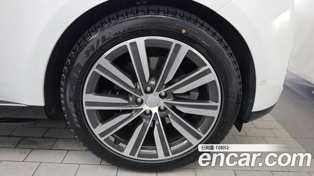 Land Rover Range Rover — Фото автомобиля 15