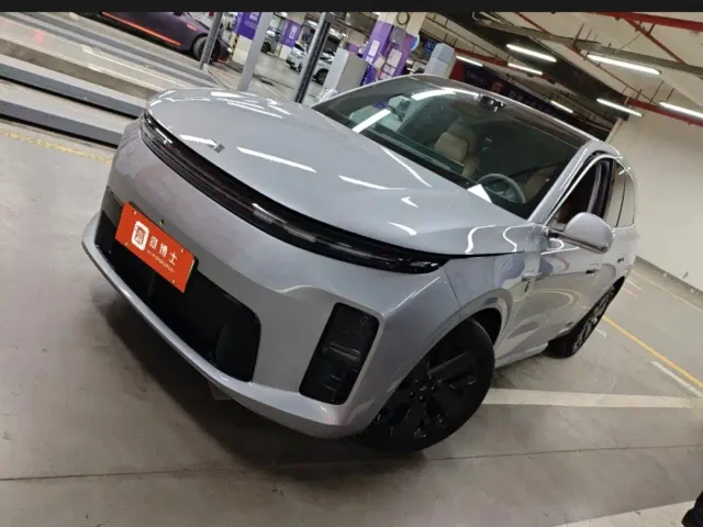 Фотография автомобиля — Li Auto L6