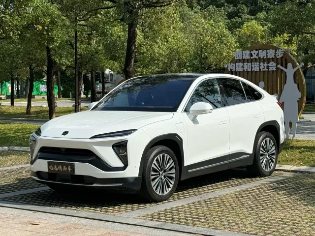 Фотография автомобиля — Nio EC6