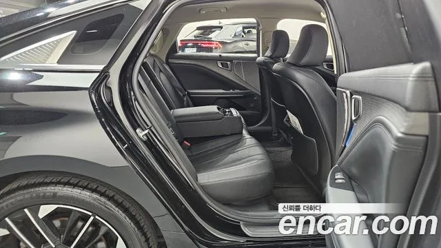Kia K8 The New K8 2.5 Бензин 2WD — Фото автомобиля 10