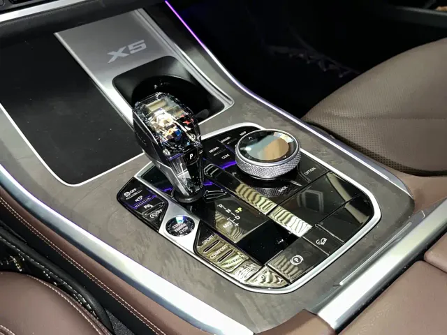 BMW X5 — Фото автомобиля 15