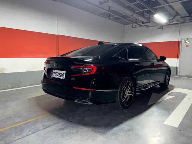 Honda Accord — Фото автомобиля 9