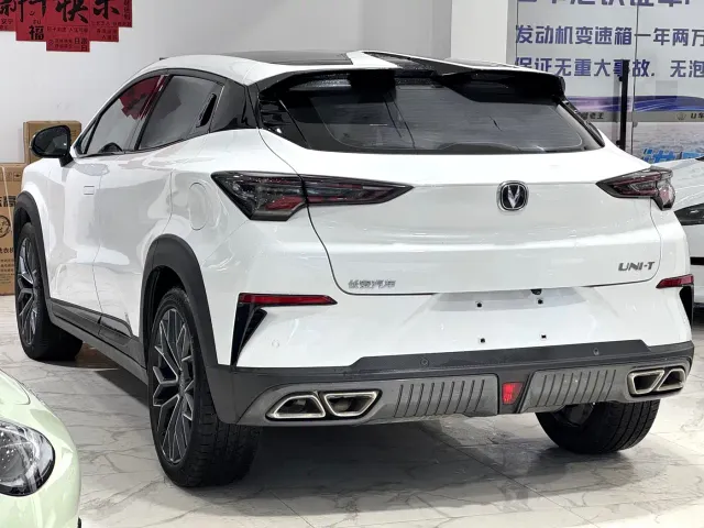 Changan UNI-T — Фото автомобиля 9